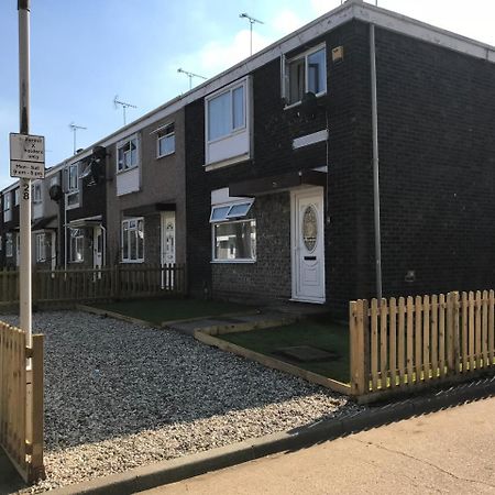 4 Bed House Next To Basildon Town Centre 빌라 외부 사진